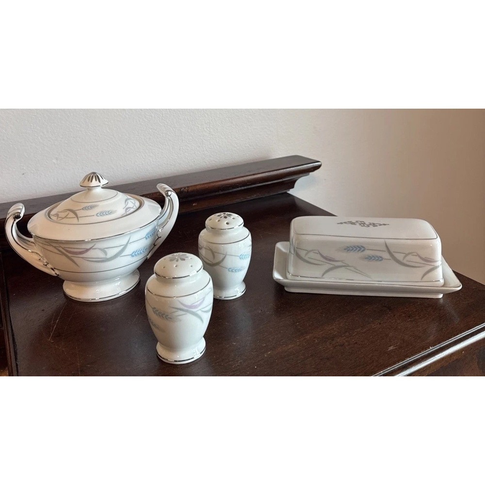 4 Pc Set Valmont China Royal Wheat Salt & Pepper, Butter & Sugar Bowl Japan